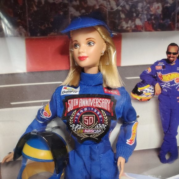 Mattel 50th Anniversary Nascar 1998 Collector Edition Barbie Doll - Picture 6 of 9